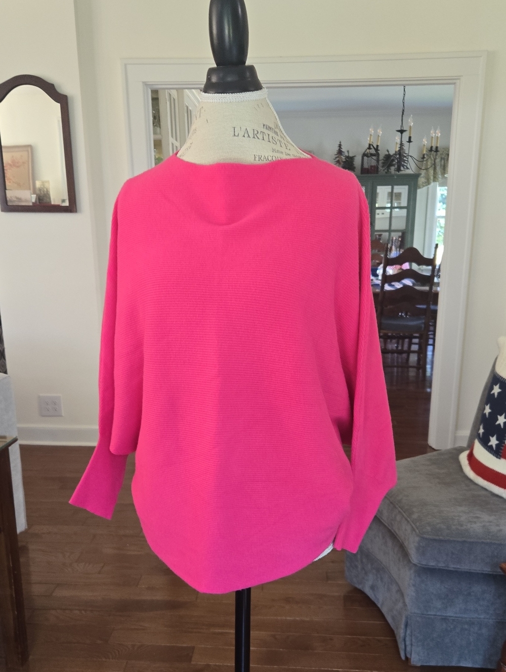 Kerisma Bright Pink Scoop Neck Lightweight Pullover